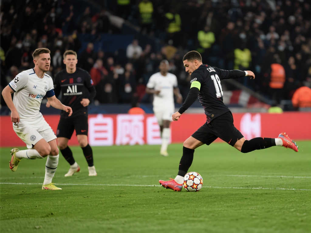 随着转会窗 随着转会窗